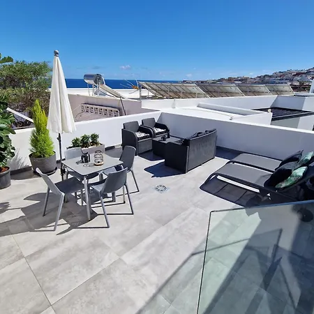 Ocean Surf Apartment *